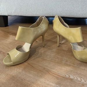 Jimmy Choo "Private" Platform shoes in size 40/Beige